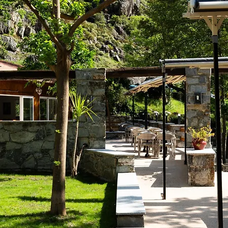 Arena Restaurant Le Refuge 3*