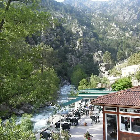 Hotel Arena Le Refuge 3*