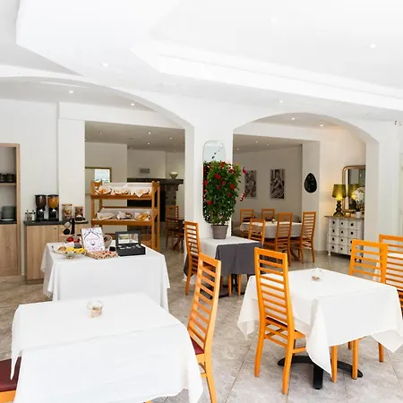 Arena Le Refuge Corte (Corsica)