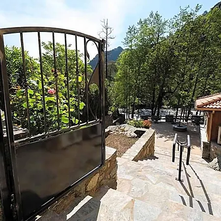 Arena Le Refuge Hotel Corte (Corsica)