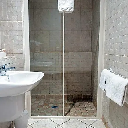 Hotel Arena Le Refuge 3*