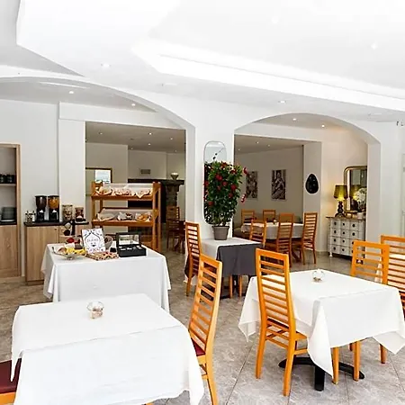 Hotel Arena Le Refuge Corte (Corsica)