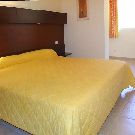 Hotell Arena Le Refuge Corte (Corsica)