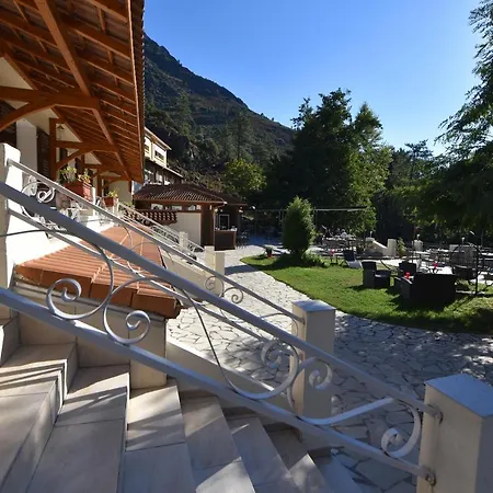 Arena Le Refuge Hotel 3*