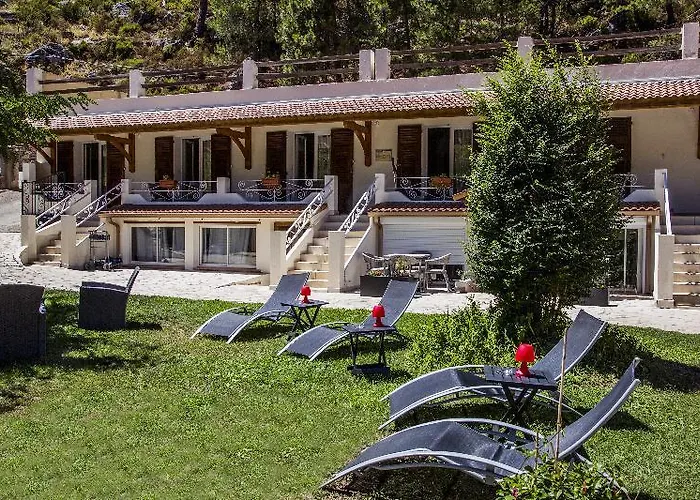 Arena Le Refuge Hotel 3*